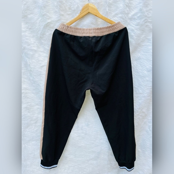 Zara Jogger Pants - Picture 11 of 11